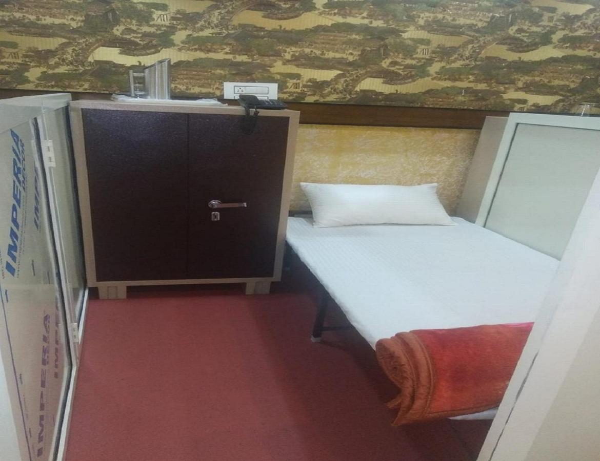 Hotel Eurasia Mohali international airport Zirakpur Esterno foto
